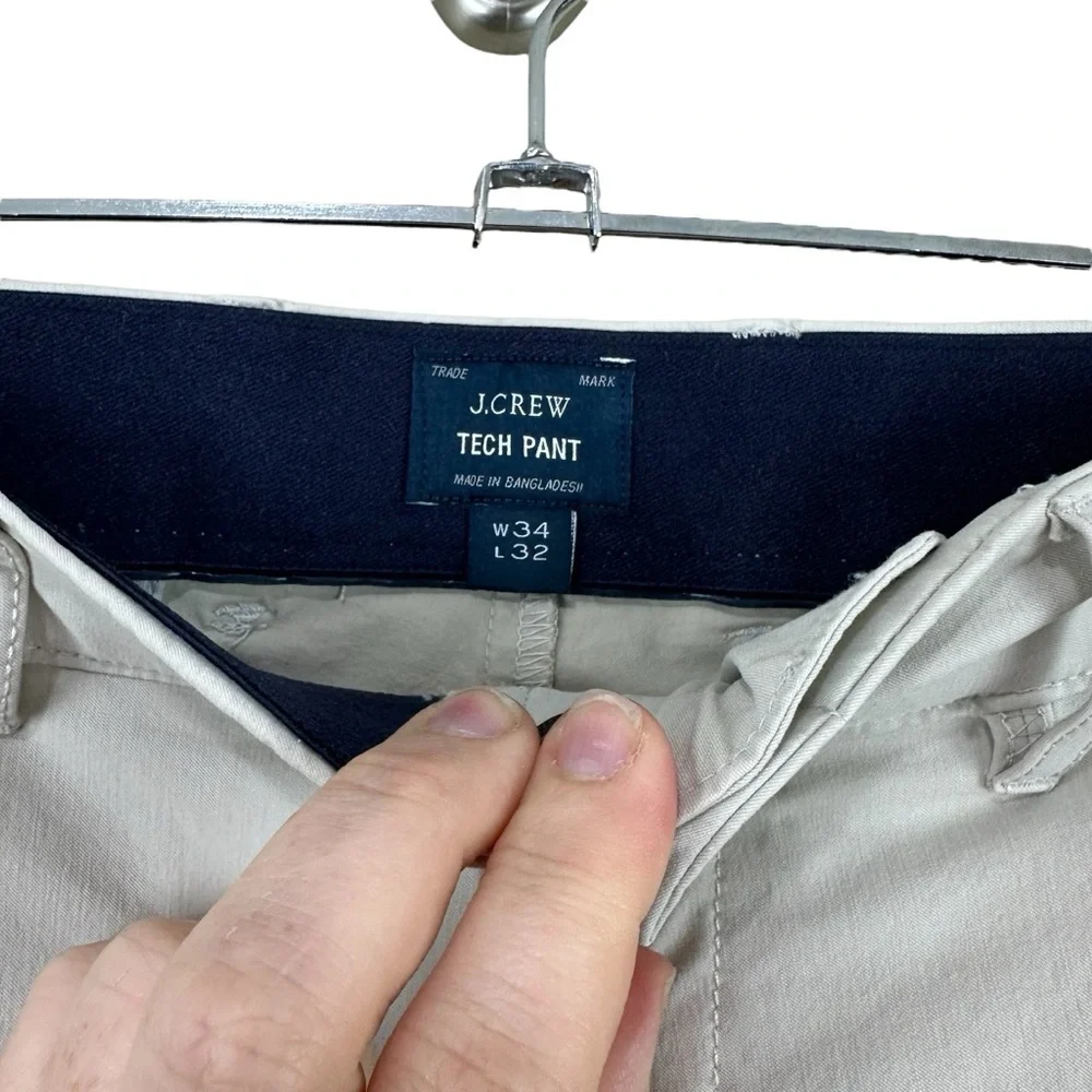 NWOT J. Crew 770 Straight Fit Tech Pants Stone Sz 34 x 32